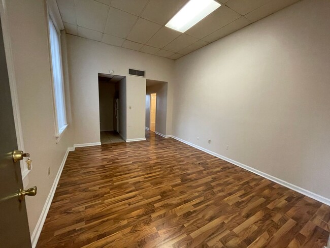 Interior Photo - St. Agnes Apartments