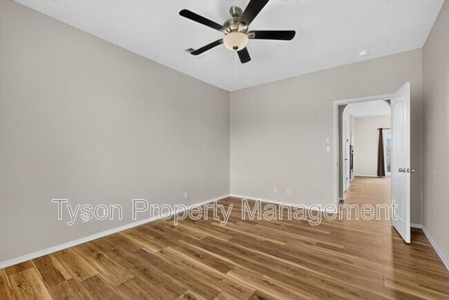 Building Photo - 10912 Dream Weaver Dr NW