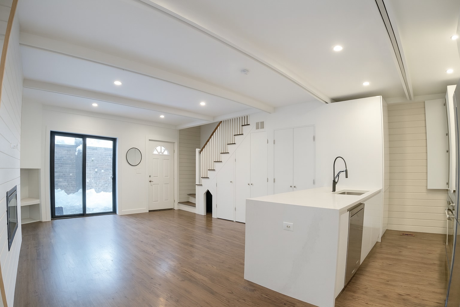 Living Room - 2026 N Cleveland Ave