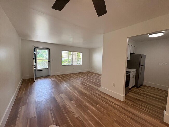 Building Photo - 4325 Aegean Dr