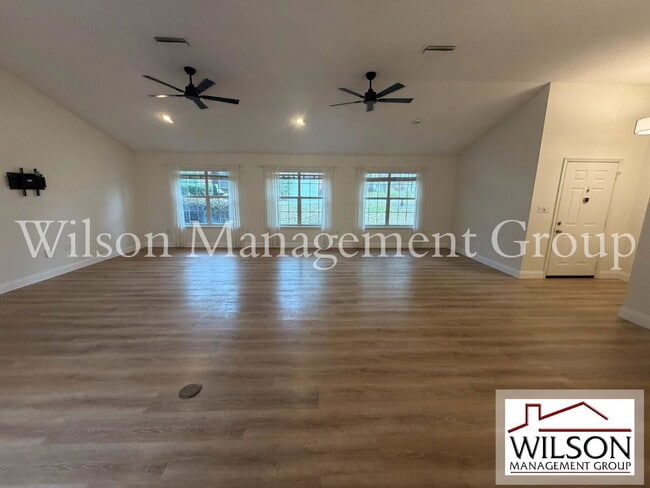 Building Photo - 2535 S Glen Eagles Dr