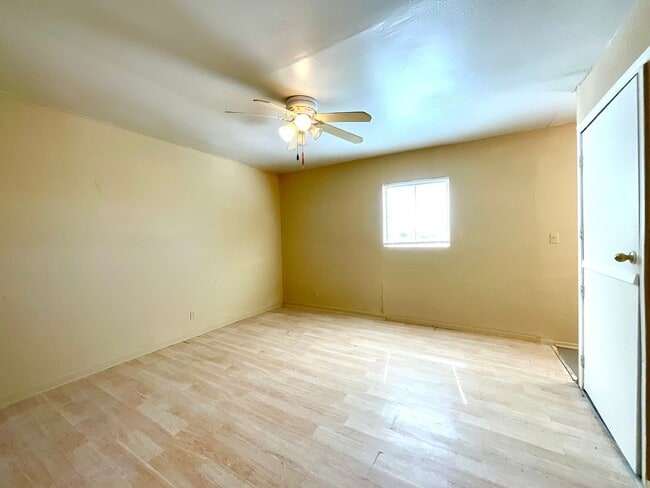 Building Photo - Available NOW! Prime Location 3-Bedroom, 2-Bath Home In Converse!!