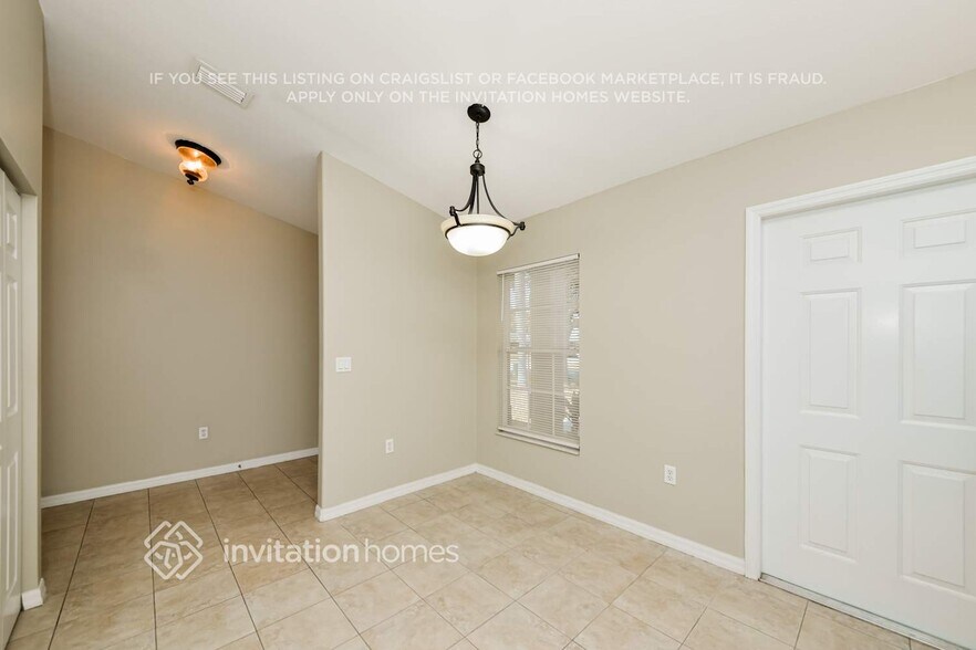 Building Photo - 4923 23rd St E