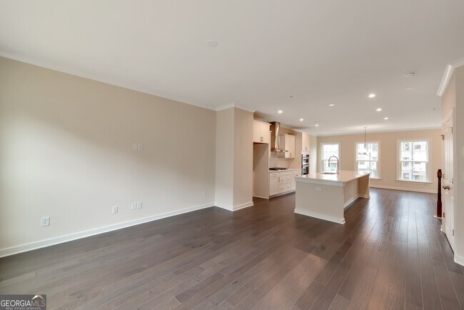 Building Photo - 1807 Brandsford St NW