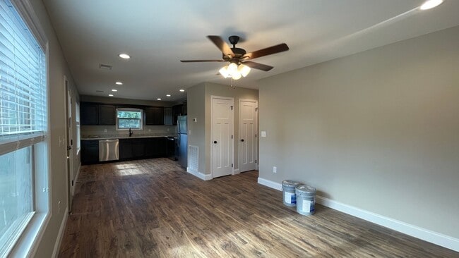 Building Photo - 3883 Holders Grove Rd