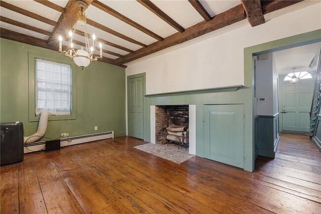 Building Photo - 73 Thames St