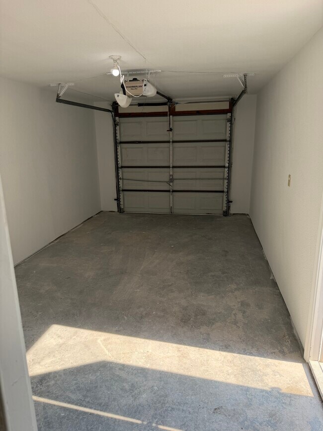 Building Photo - 31a 11th St