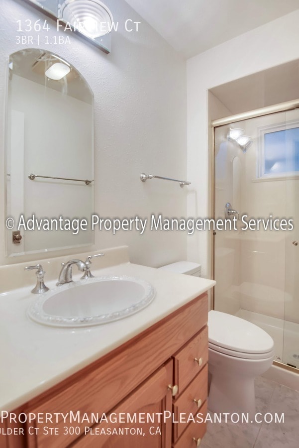 Building Photo - 1364 Fairview Ct