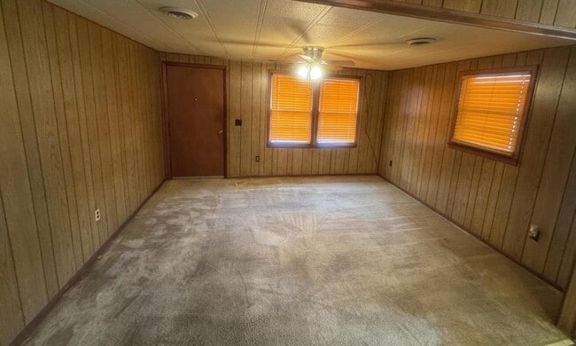 Building Photo - 106 Hiers Ave