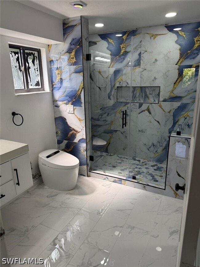 Building Photo - 1325 SW 28th St