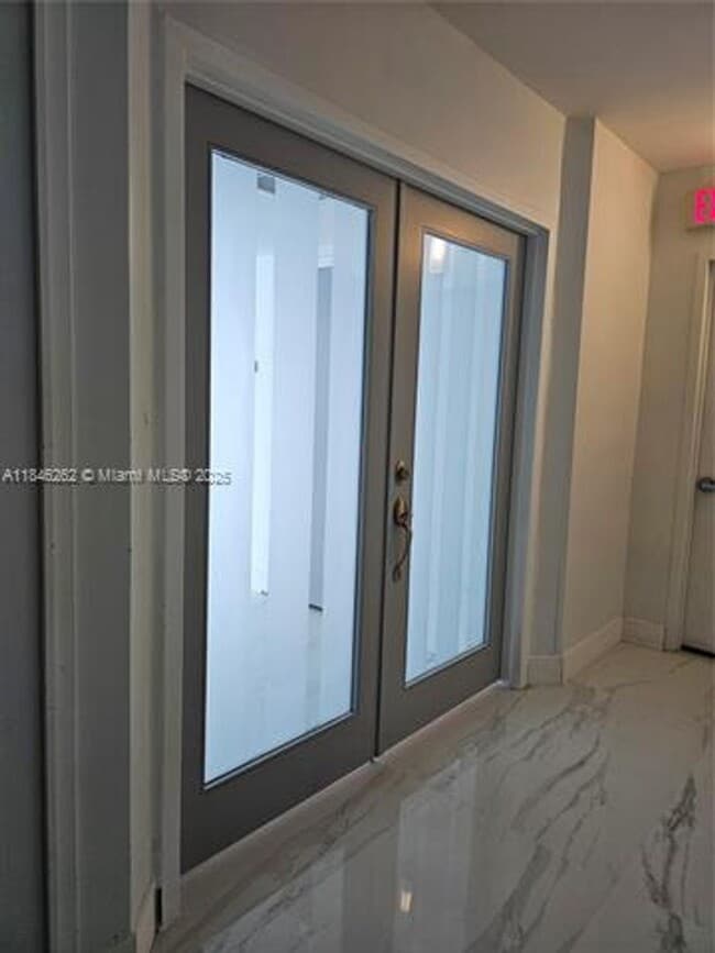 Building Photo - 19111 Collins Ave