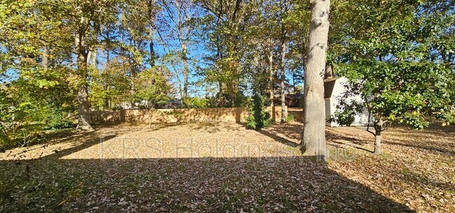 Building Photo - 1029 Dulcie Ave