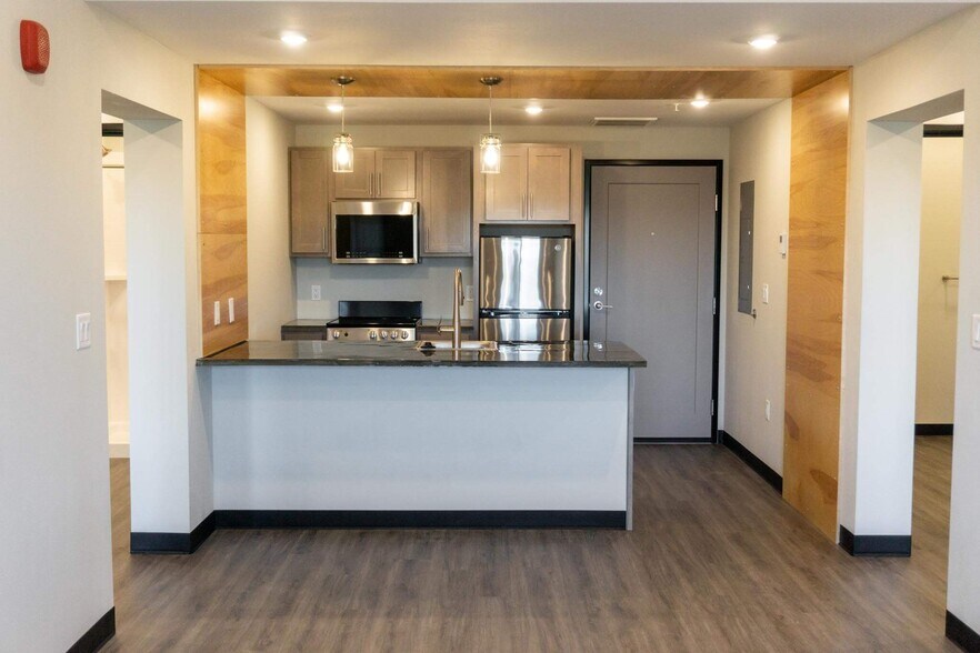 BG Flats Apartments 3200 Jaffa Garden Rapid City SD 57703 Apartment