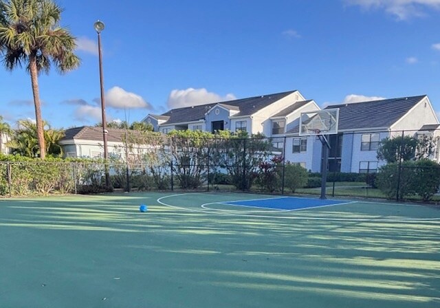 Building Photo - 13625 Eagle Ridge Dr