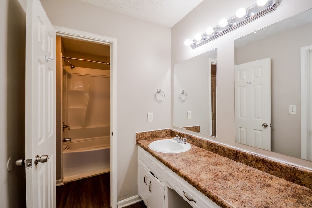 Building Photo - 2627 Country Trace SE