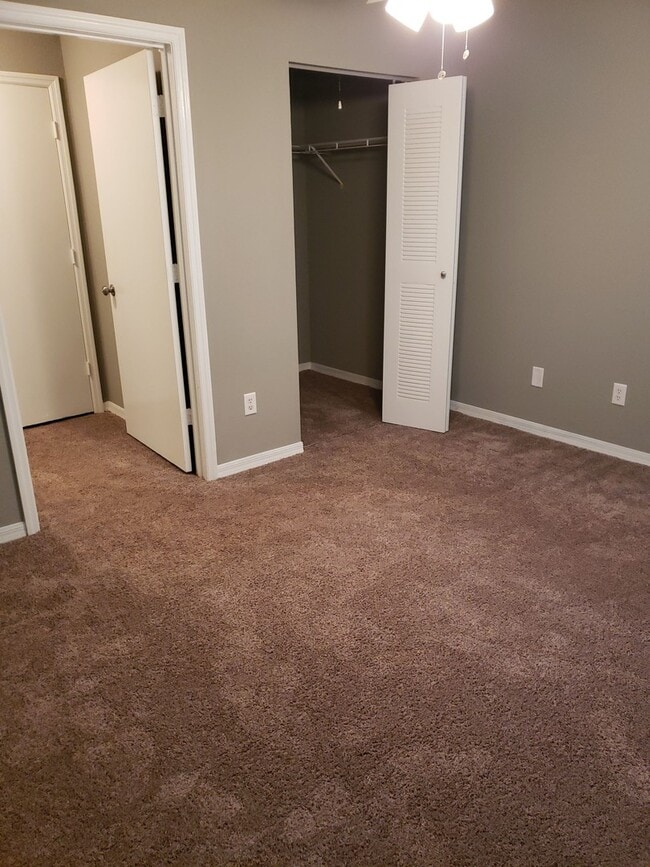 Building Photo - Cute Move in Ready property in Fleming Island! 2BR/2Bath