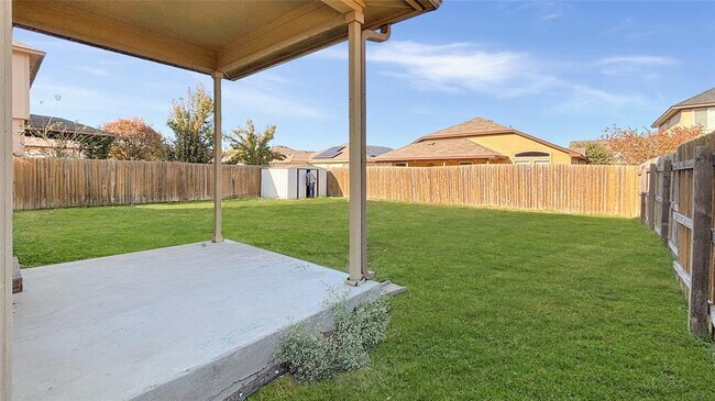 Building Photo - 133 Langtry Ln