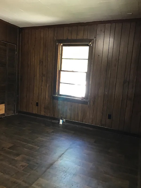 Building Photo - 2 Bedroom 1 Bathroom