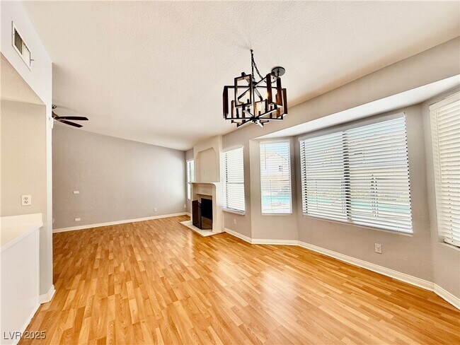Building Photo - 9009 Feather River Ct