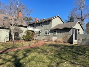 Building Photo - 45 Old Cove Rd