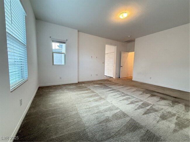 Building Photo - 2852 Amphion Ct