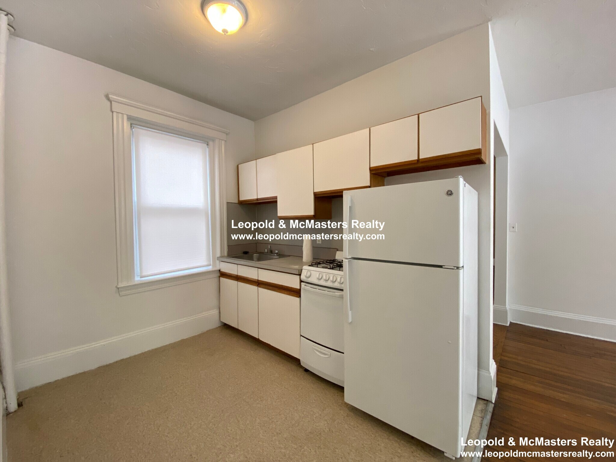 Building Photo - 144 Warren St