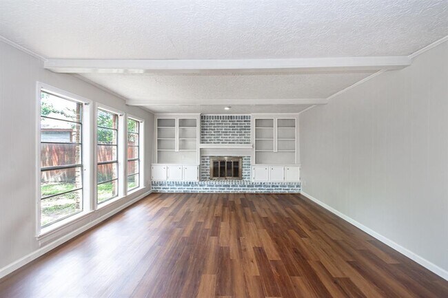 Building Photo - 5414 Forest Timbers Dr
