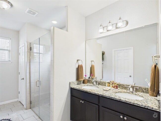 Building Photo - 9310 Tanager Way