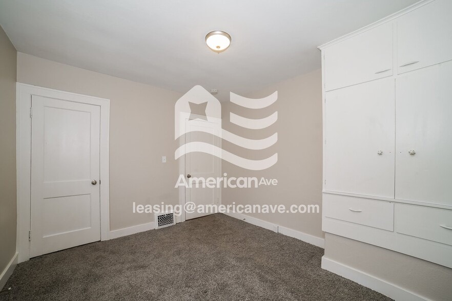 Building Photo - 1417 Willow St