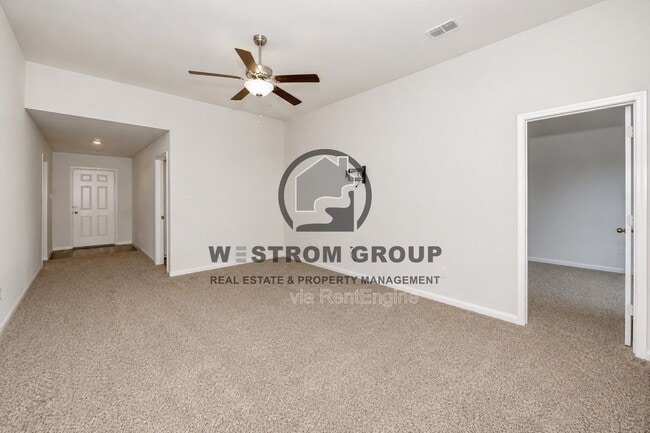 Building Photo - 104 Bovine Dr