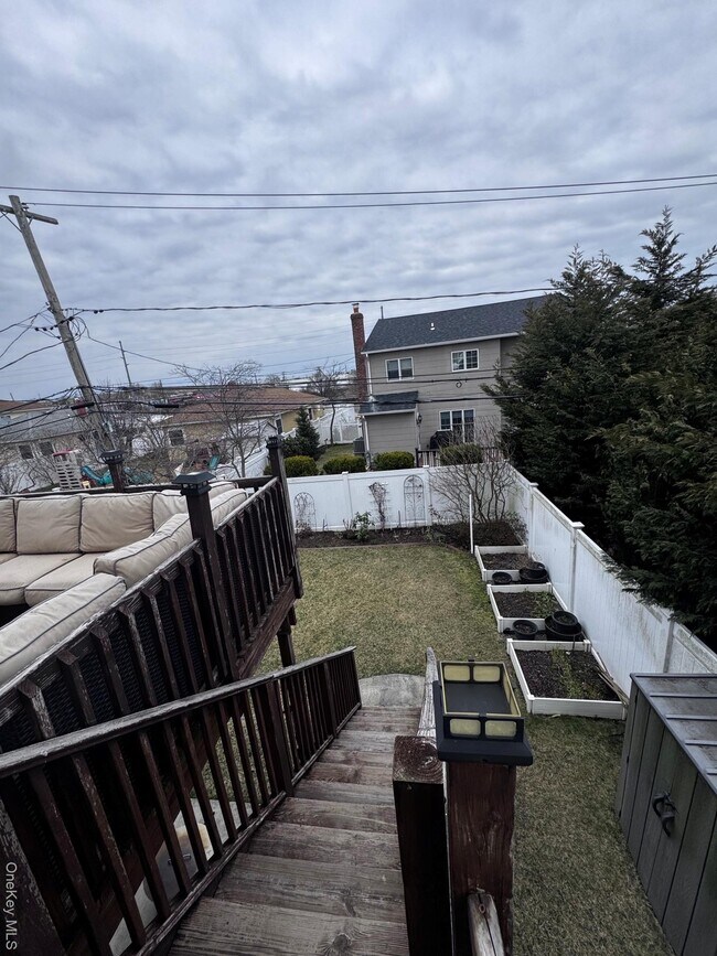 Building Photo - 45 Kildare Rd