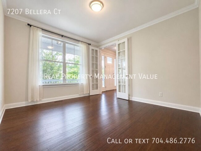 Building Photo - 7207 Bellera Ct