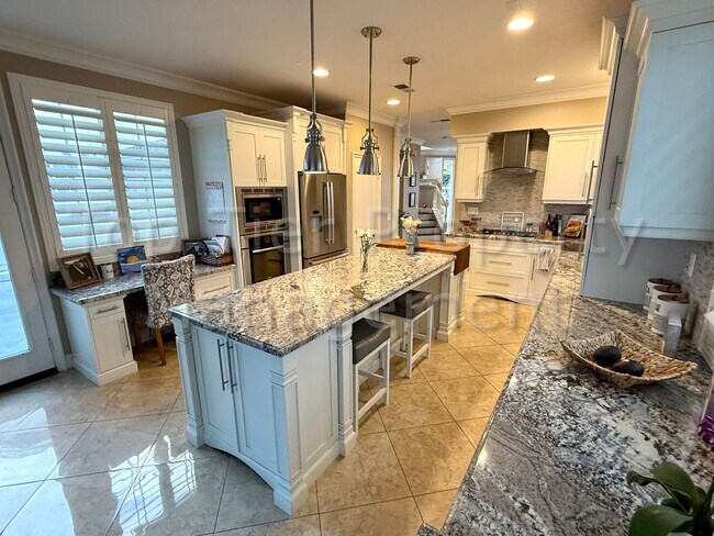 Building Photo - ***Carlsbad Beach House - 3 bed / 2.5 bath...