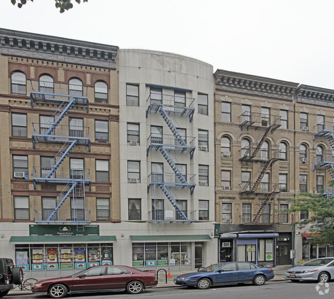 Primary Photo - 2057 Frederick Douglass Blvd