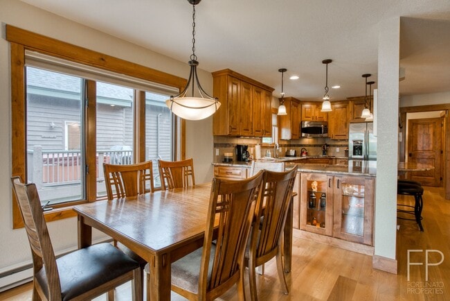 Building Photo - Breck 3-bedroom home with views! 4-6