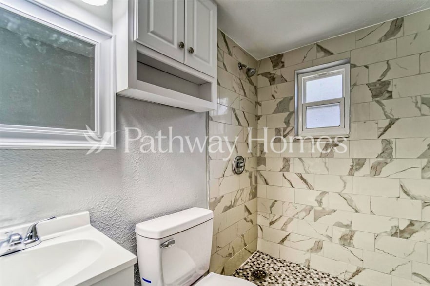 Building Photo - 1133 La Salle St