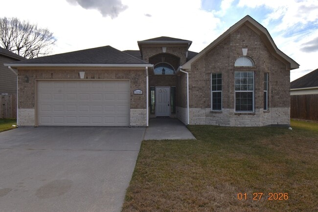 Building Photo - 3108 Avenue D