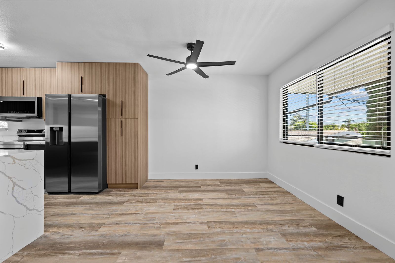 Building Photo - 4209 3rd Ave