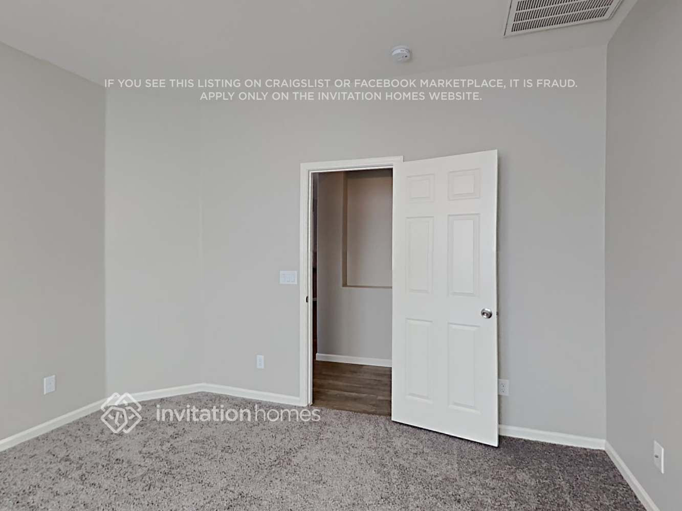 Building Photo - 2623 W Fawn Dr