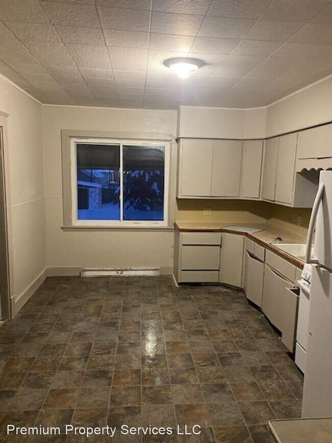 Building Photo - 3 br, 1 bath House - 1121 Oak Street