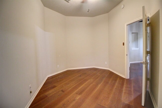 Building Photo - 19014 Canyon Frost Dr