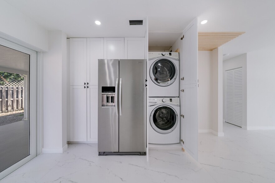 Building Photo - 9826 SW 222nd Terrace