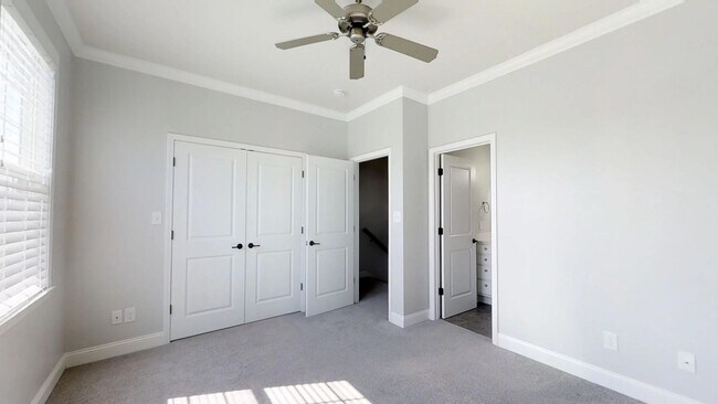 Building Photo - 314 South: 2 Bedroom, 2.5 Bath Townhome