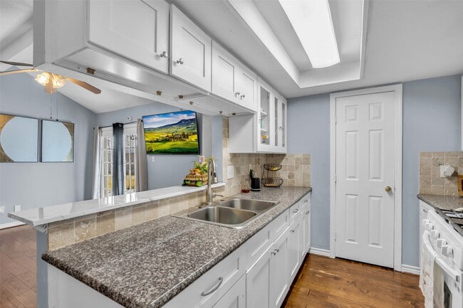 Building Photo - 10730 Filey Ln