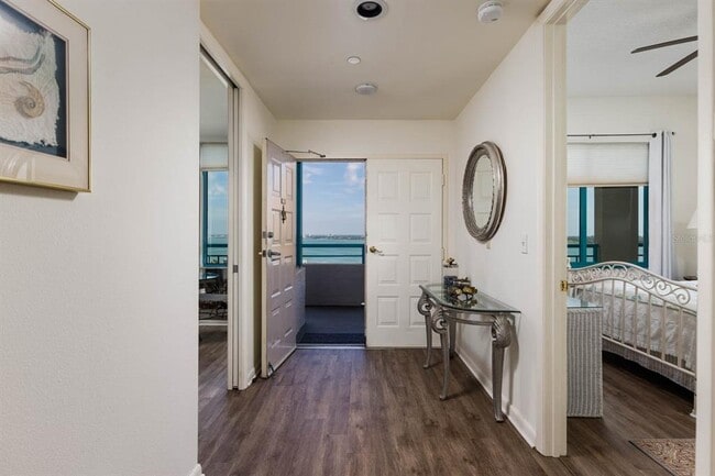 Building Photo - 1560 Gulf Blvd