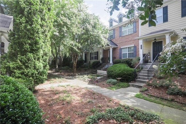 Building Photo - 1200 Charleston Ct