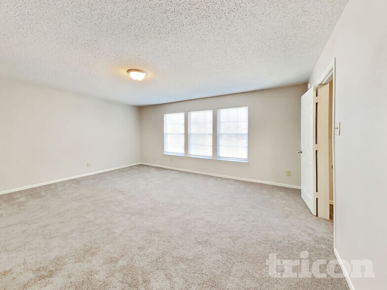 Building Photo - 12319 Bearsdale Dr