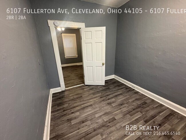 Building Photo - 6107 Fullerton Ave