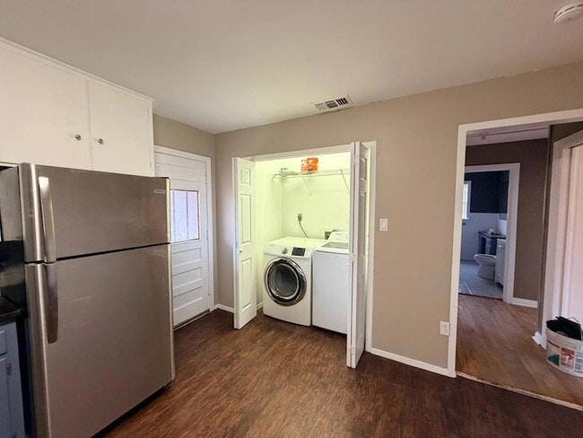 Building Photo - 2510 36th St