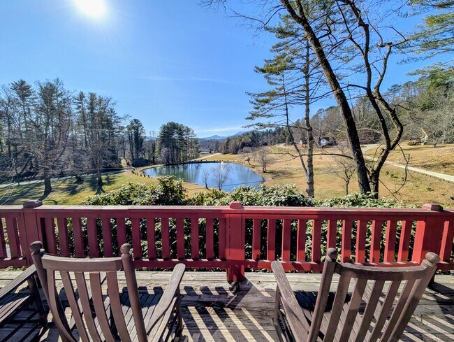 Building Photo - 24 Chalet Village Dr